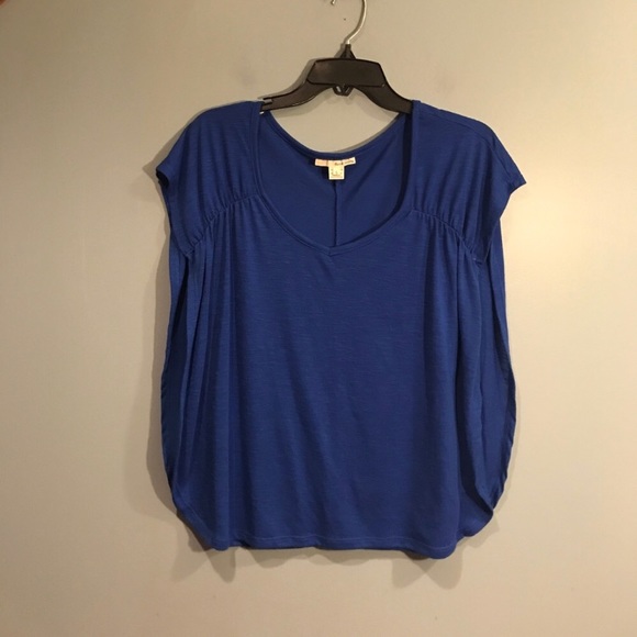 Derek Heart Tops - ❤️ Nice Top ❤️ 10/$25